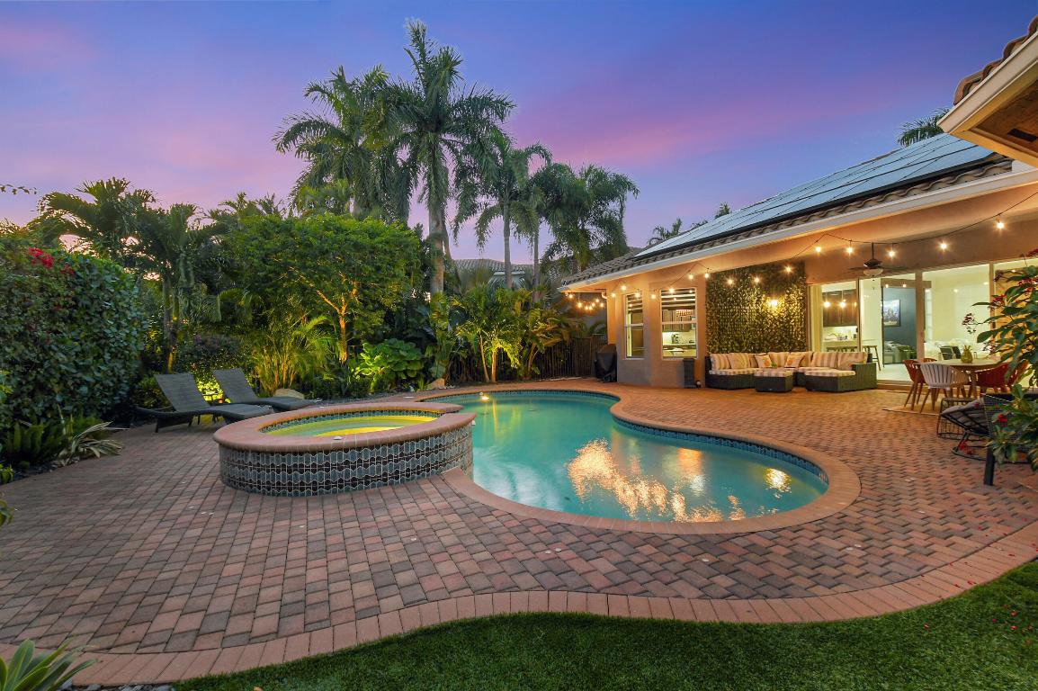 TRAILS AT CANYON - Residential