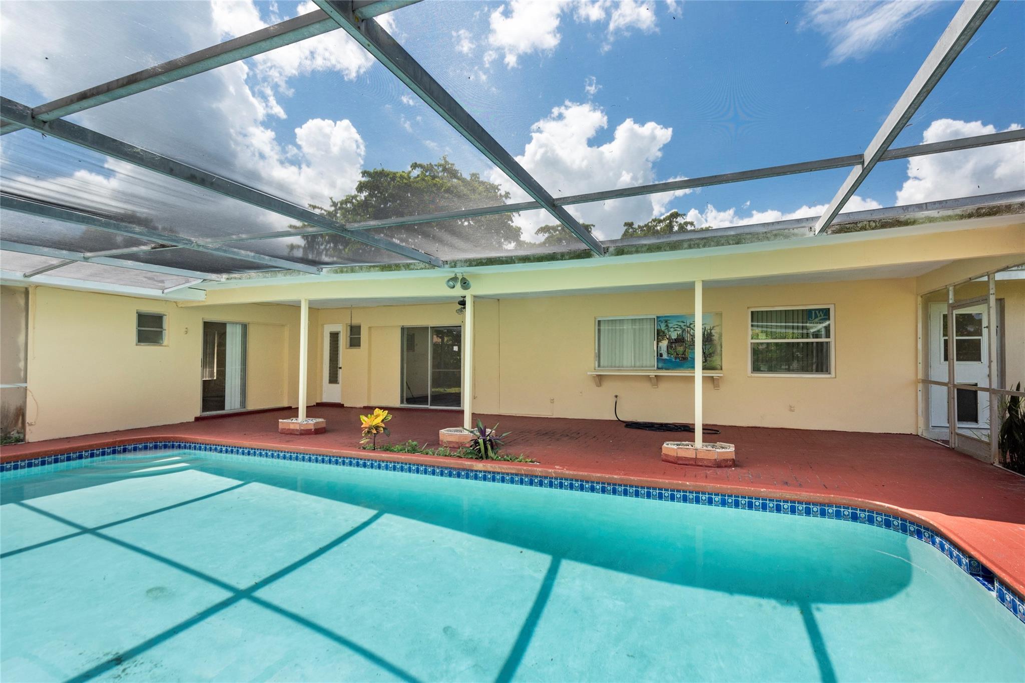 Mirror Lake Estates Sec 1 - Residential