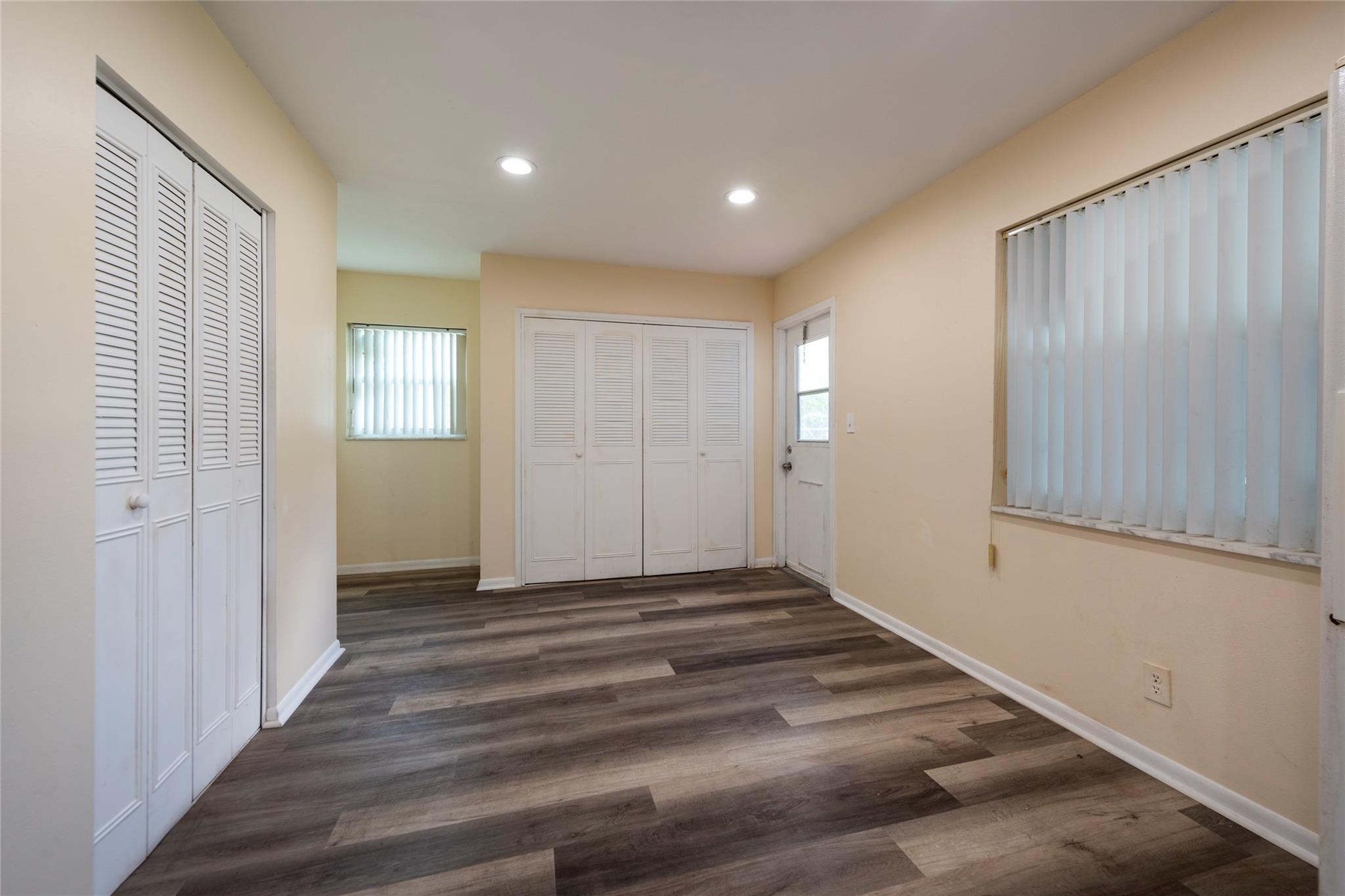 Mirror Lake Estates Sec 1 - Residential