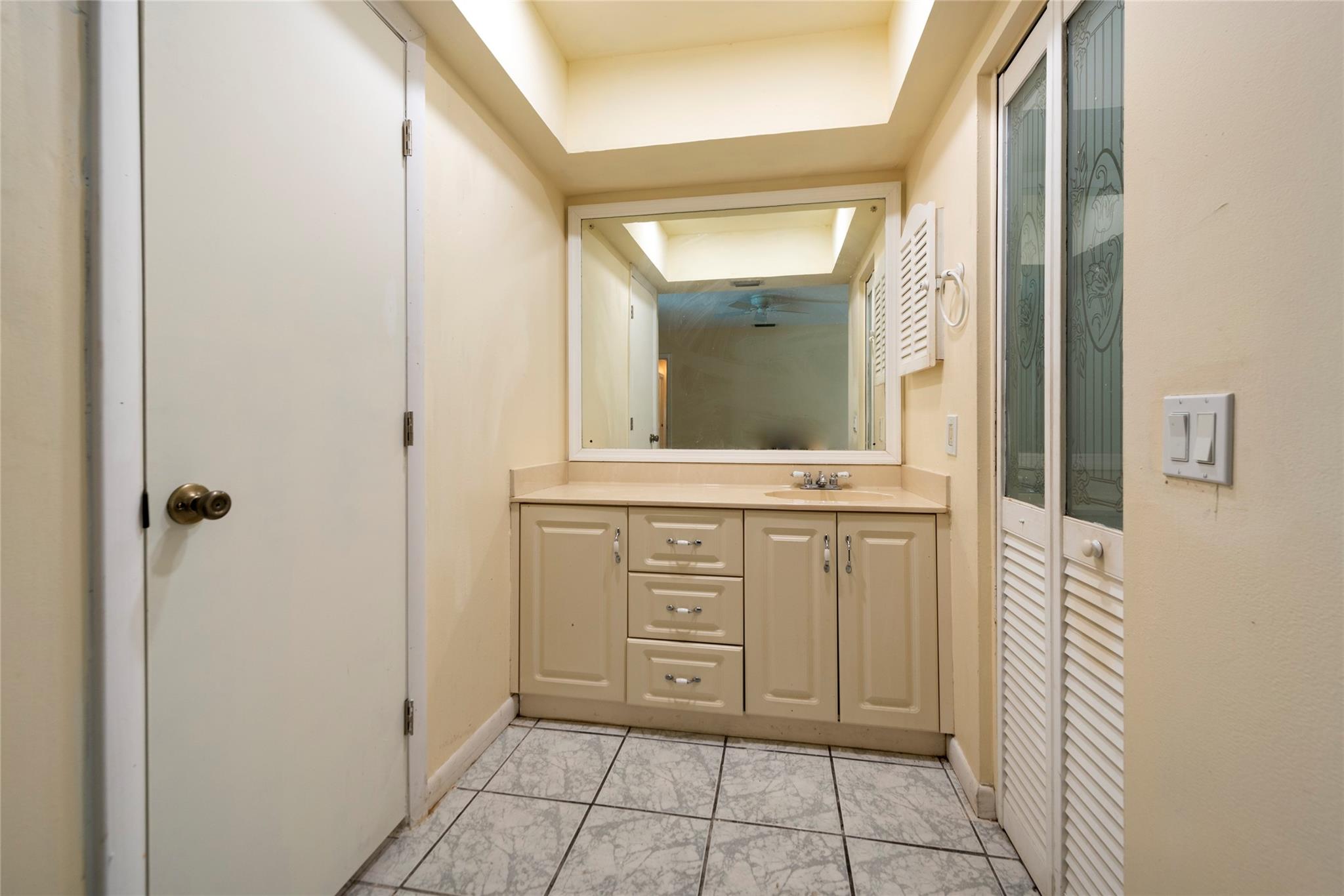 Mirror Lake Estates Sec 1 - Residential