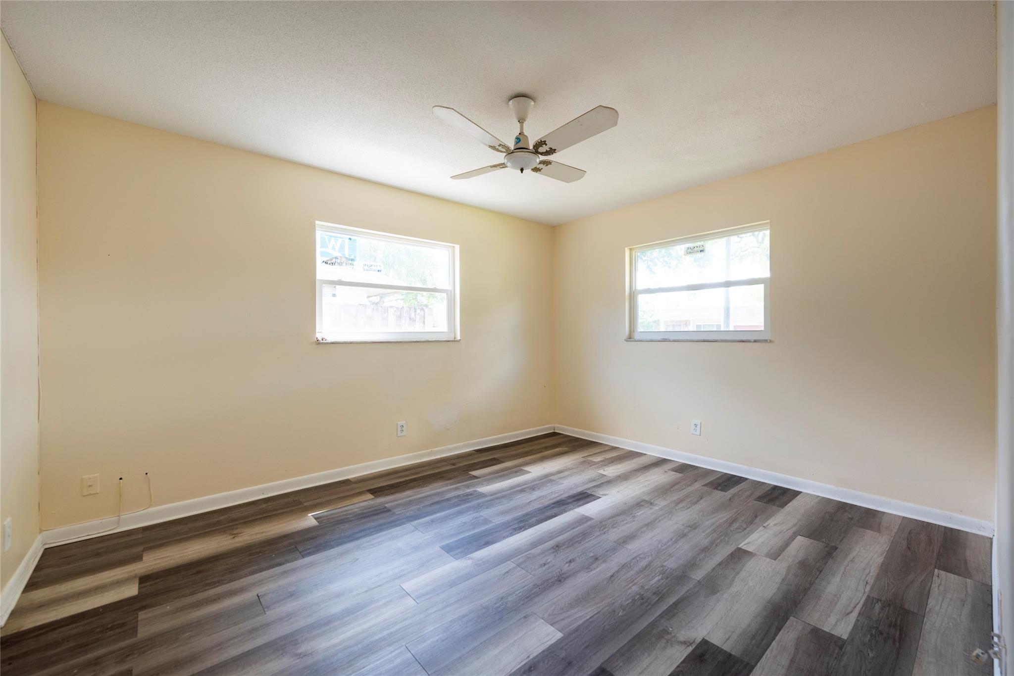 Mirror Lake Estates Sec 1 - Residential