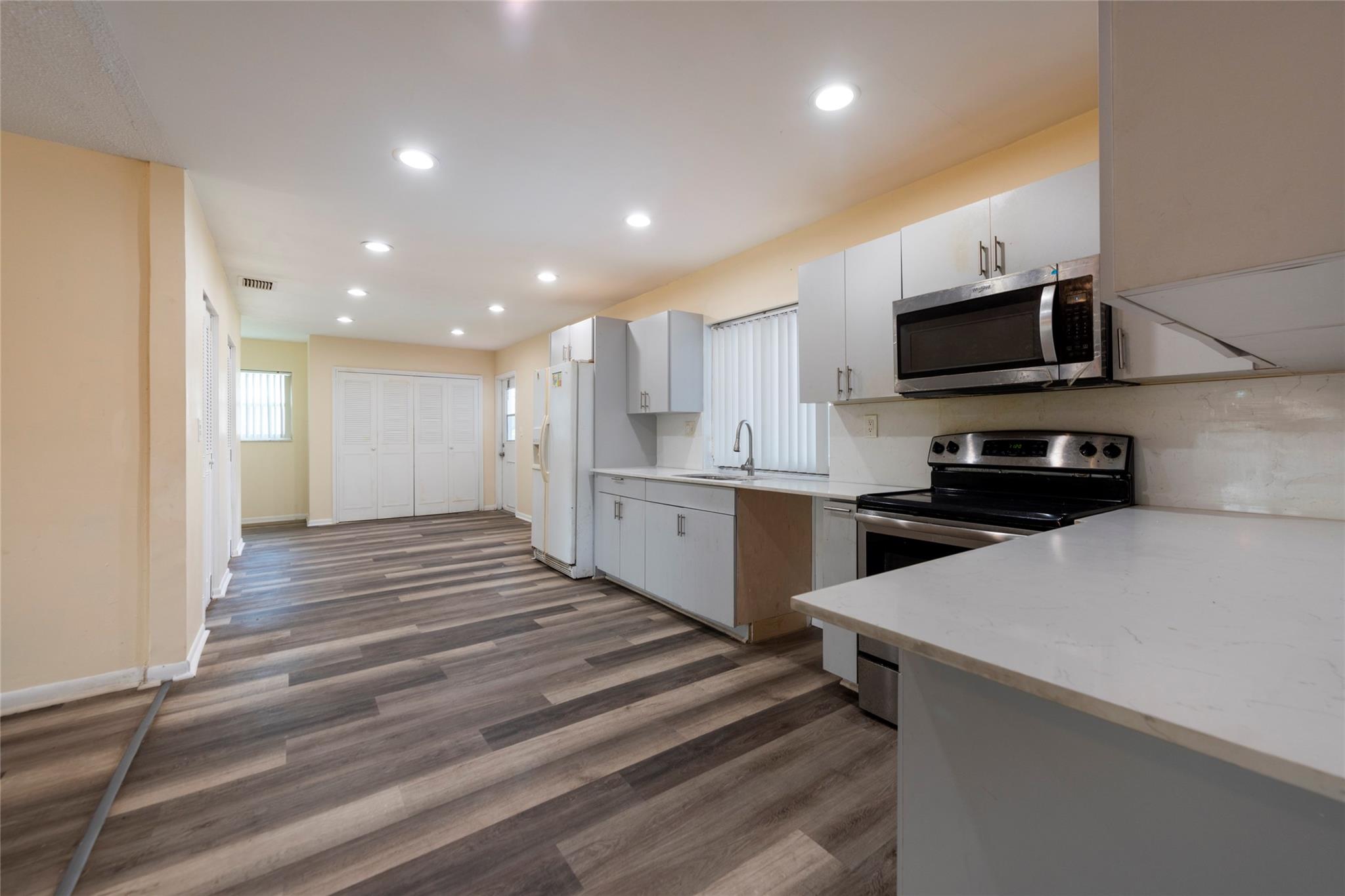 Mirror Lake Estates Sec 1 - Residential