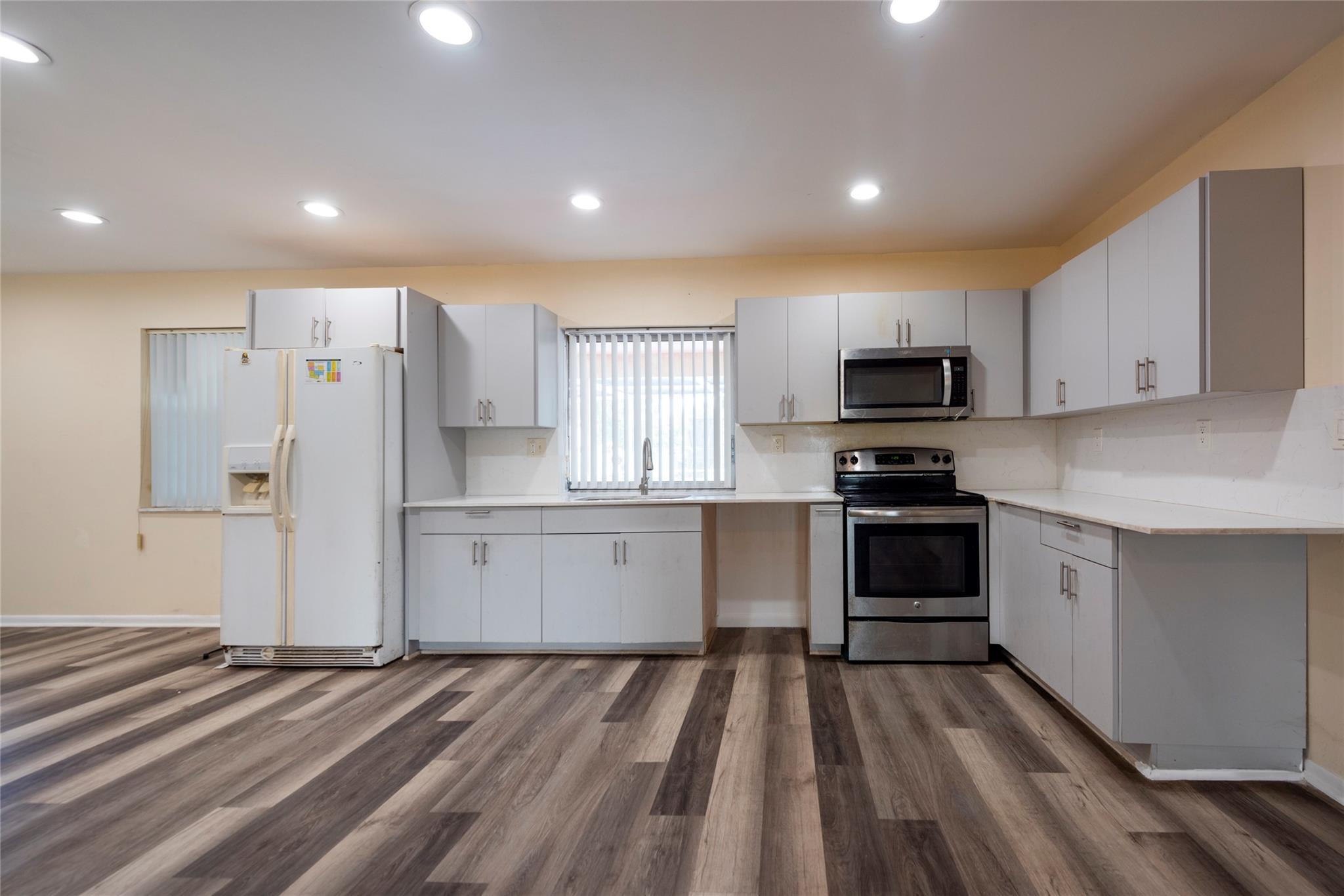 Mirror Lake Estates Sec 1 - Residential