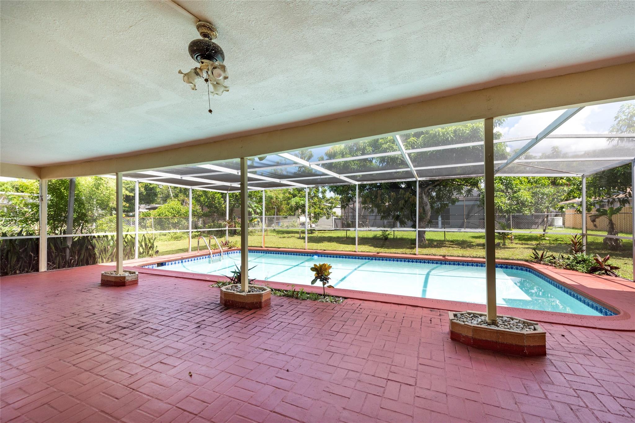 Mirror Lake Estates Sec 1 - Residential