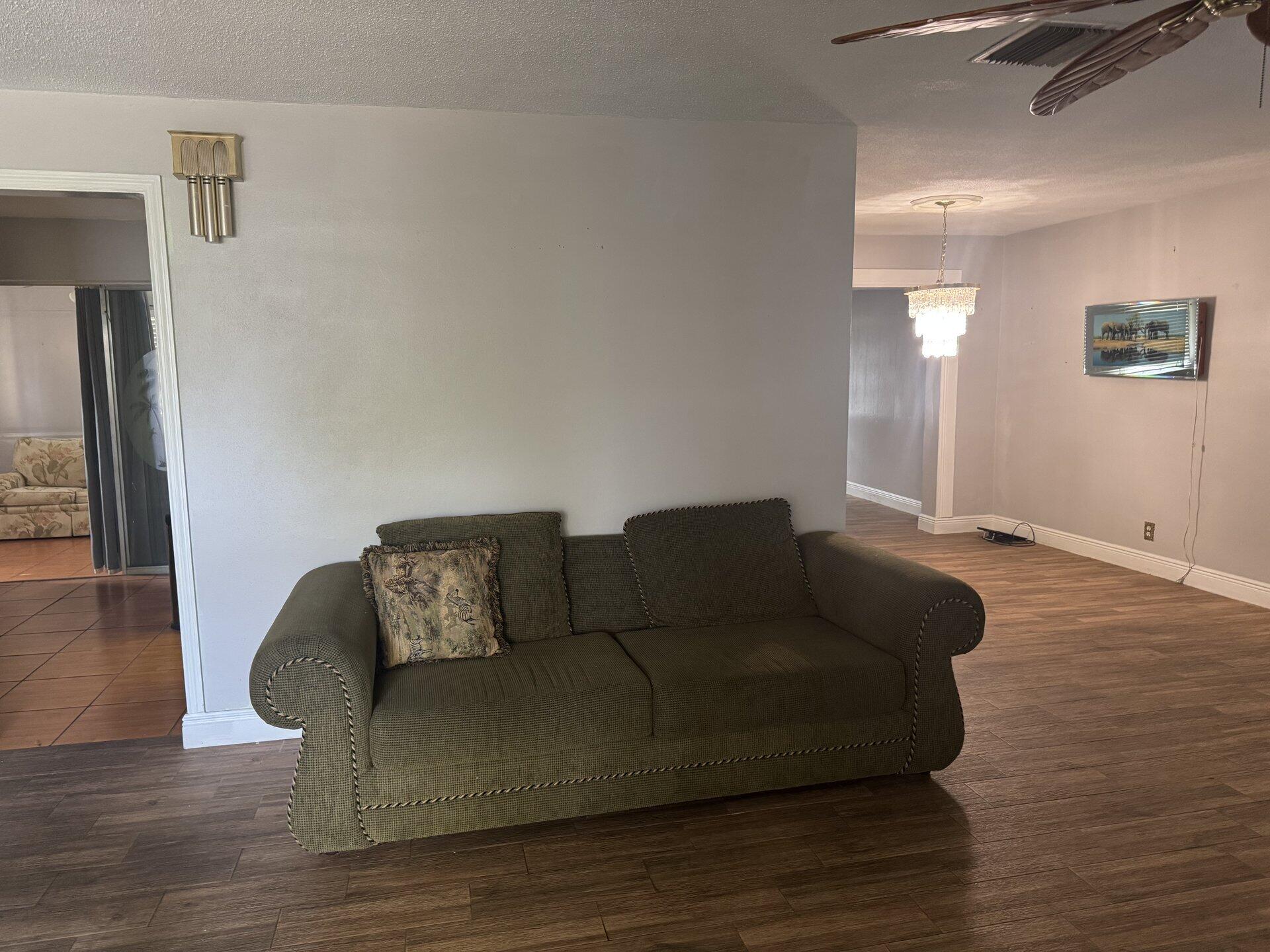 4517 NW 49th Court