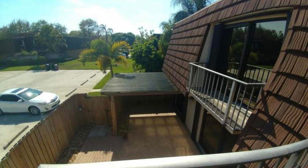 Photo of 1009 10th Lane, Palm Beach Gardens, FL 33418 (MLS # R10960857)