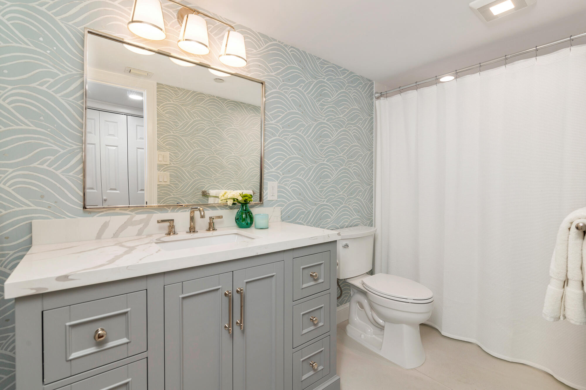 SOUTHPORTE ONE AT JONATHANS LANDING CONDO - Residential