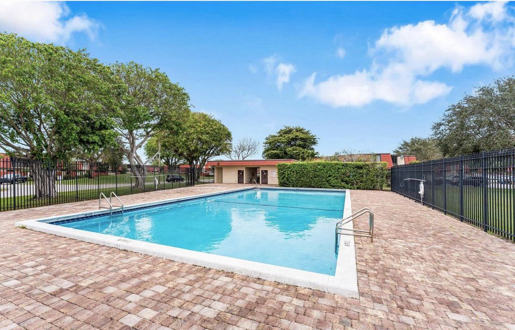 Photo of 3915 Victoria Drive, West Palm Beach, FL 33406 (MLS # B26015208)