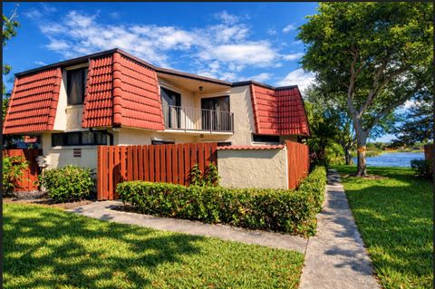 3915 Victoria Drive West Palm Beach FL 33406