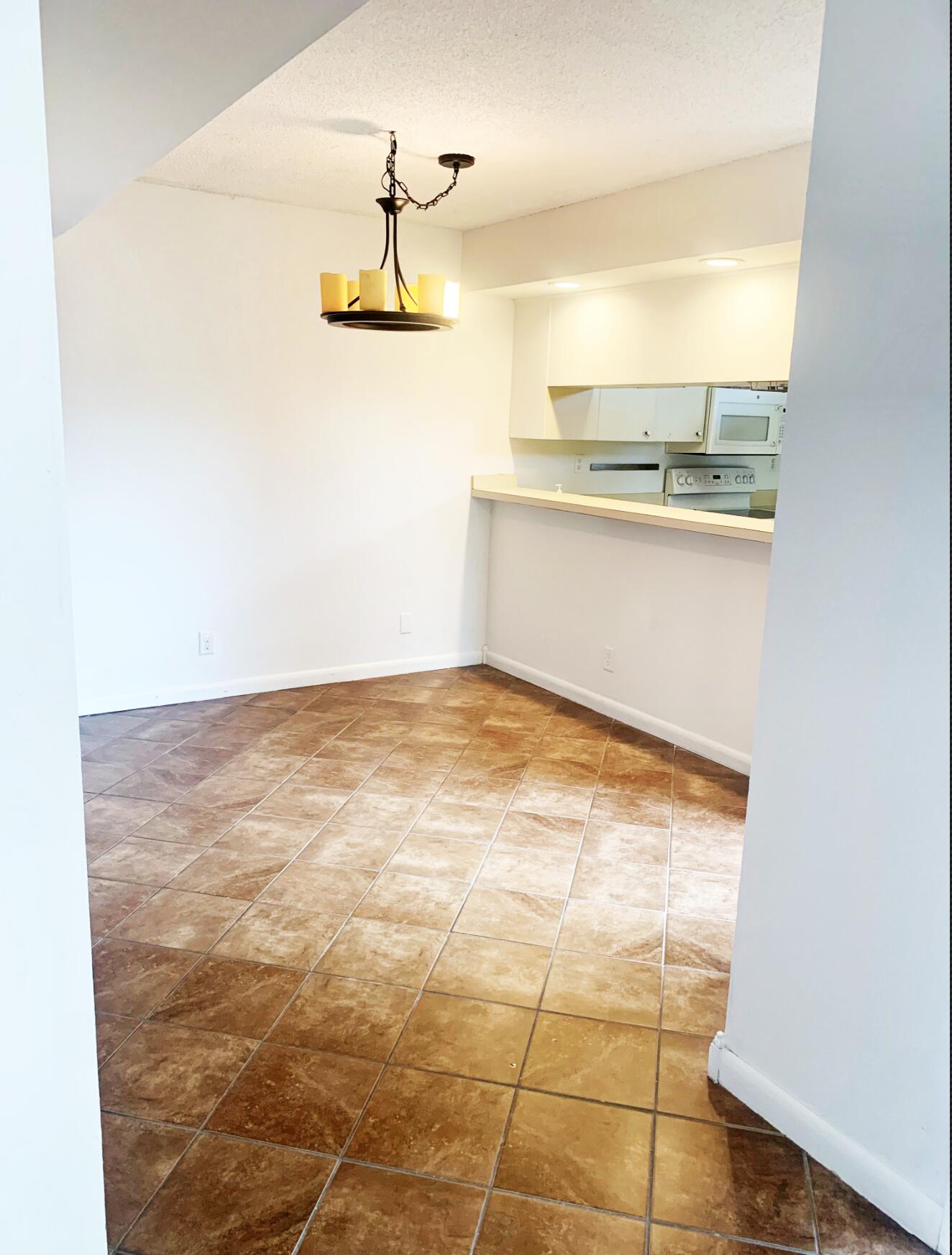 SOMERSET - Residential