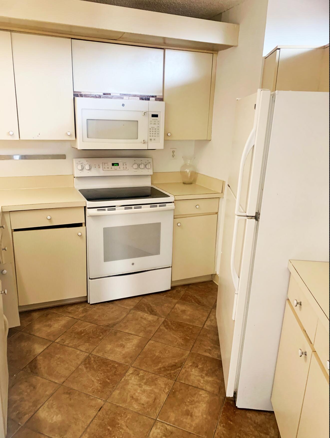 SOMERSET - Residential