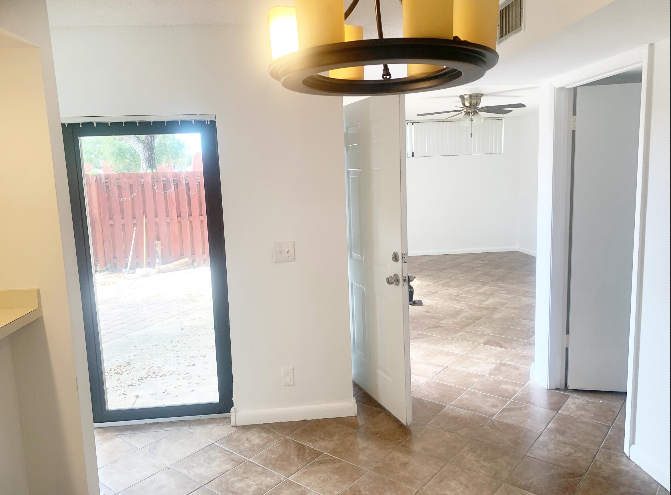 SOMERSET - Residential