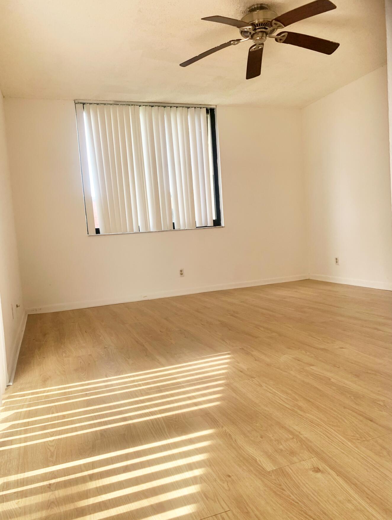 SOMERSET - Residential