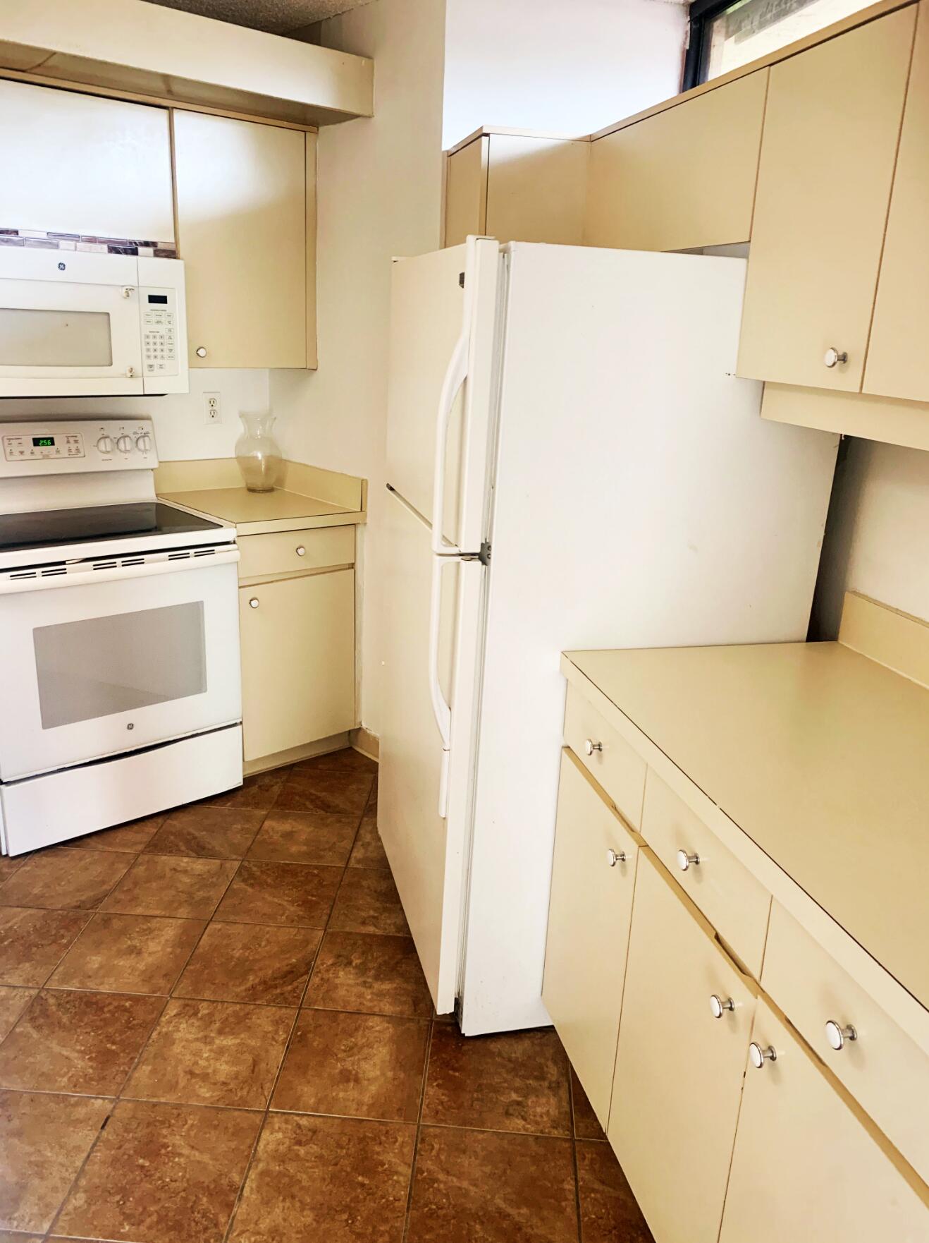 SOMERSET - Residential