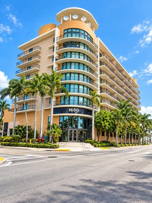1690 SW 27TH AVE APT 306, MIAMI, FL 33145 - Image 4b1185aedbb4f1bf843b951a33e3cec8/891898732