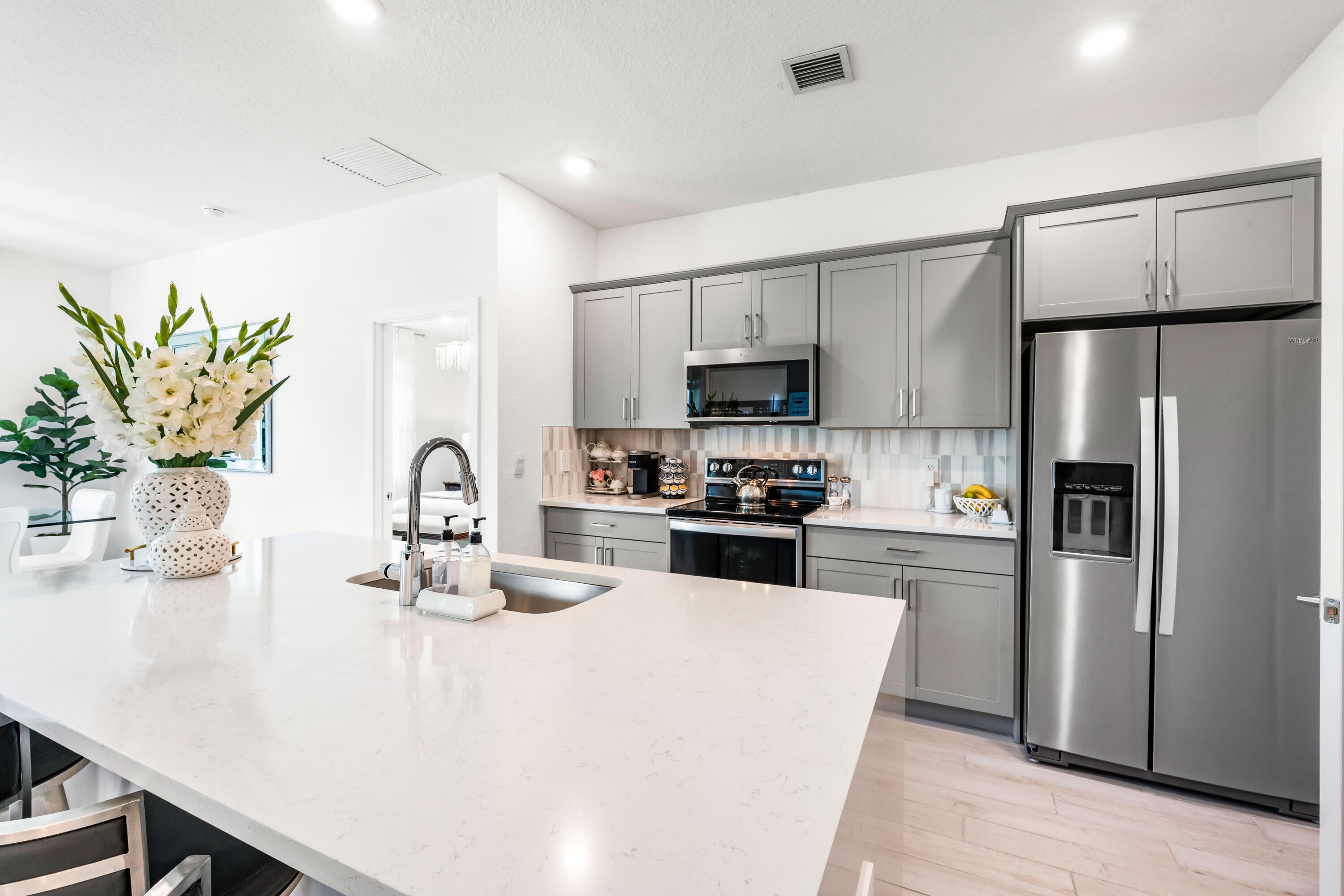 2005 NE Ocean Dunes Drive