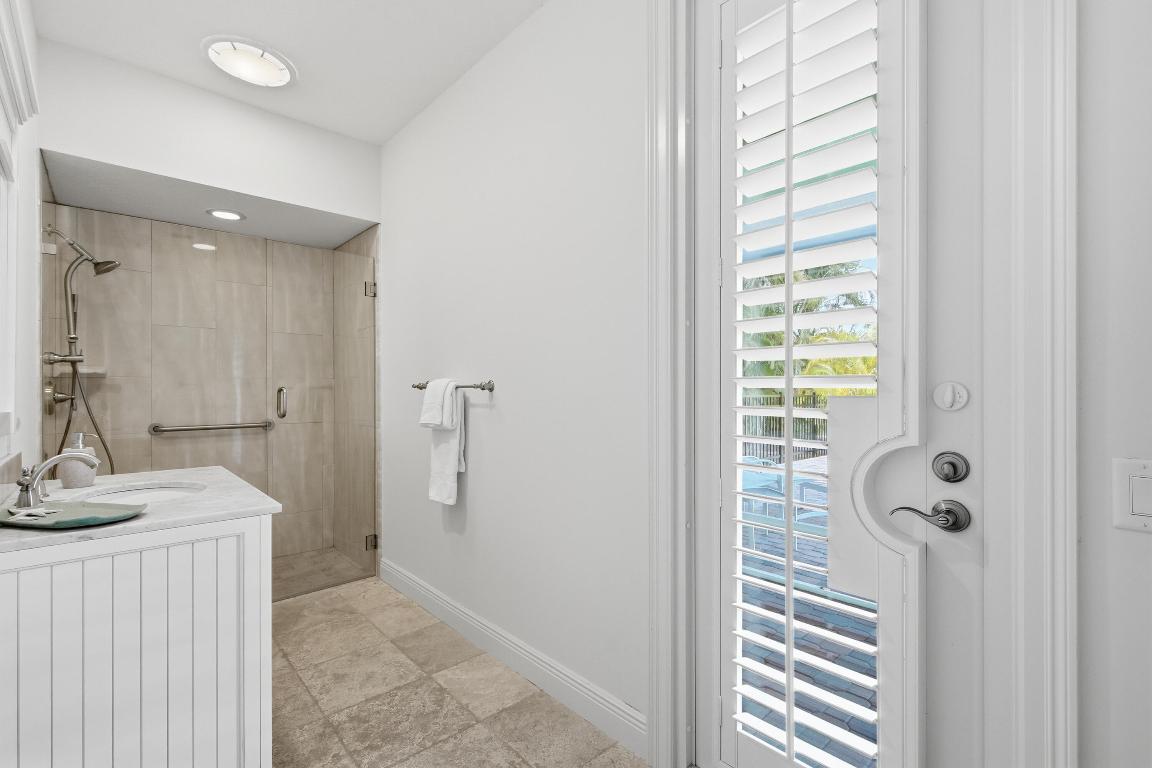 MARINER SANDS - Residential