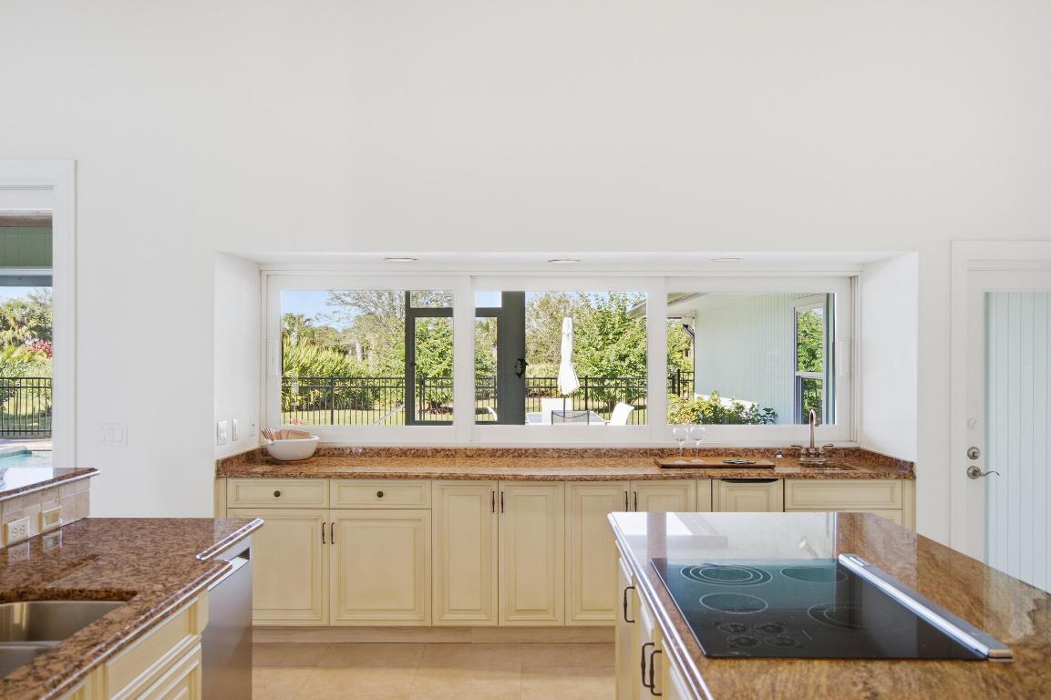 MARINER SANDS - Residential