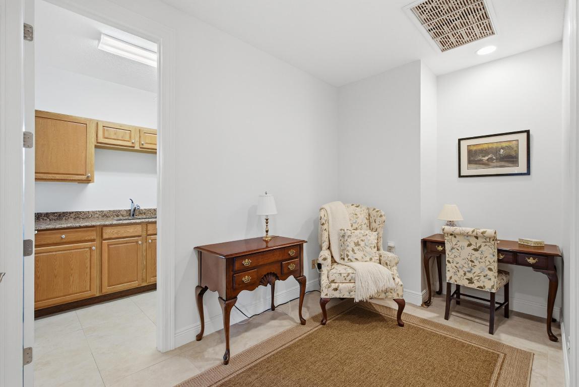 MARINER SANDS - Residential