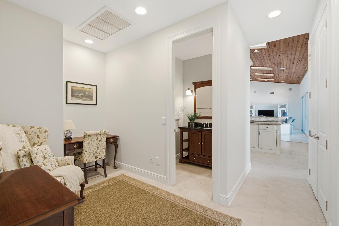 MARINER SANDS - Residential