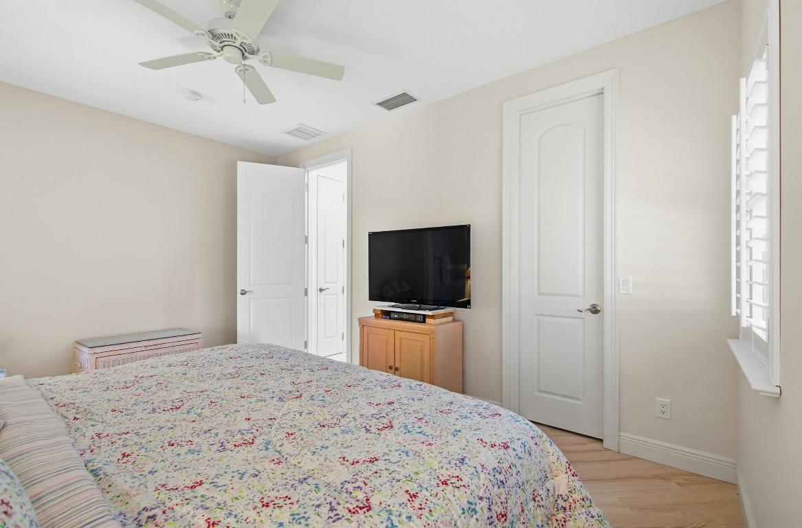 MARINER SANDS - Residential