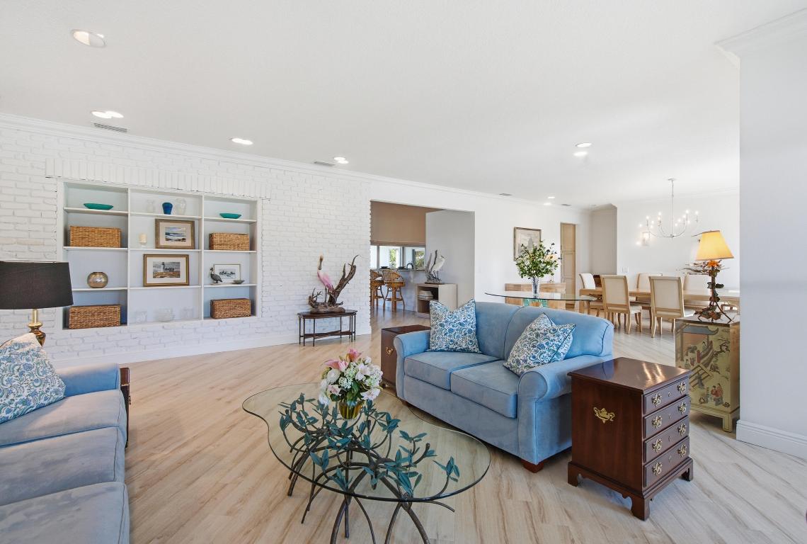 MARINER SANDS - Residential