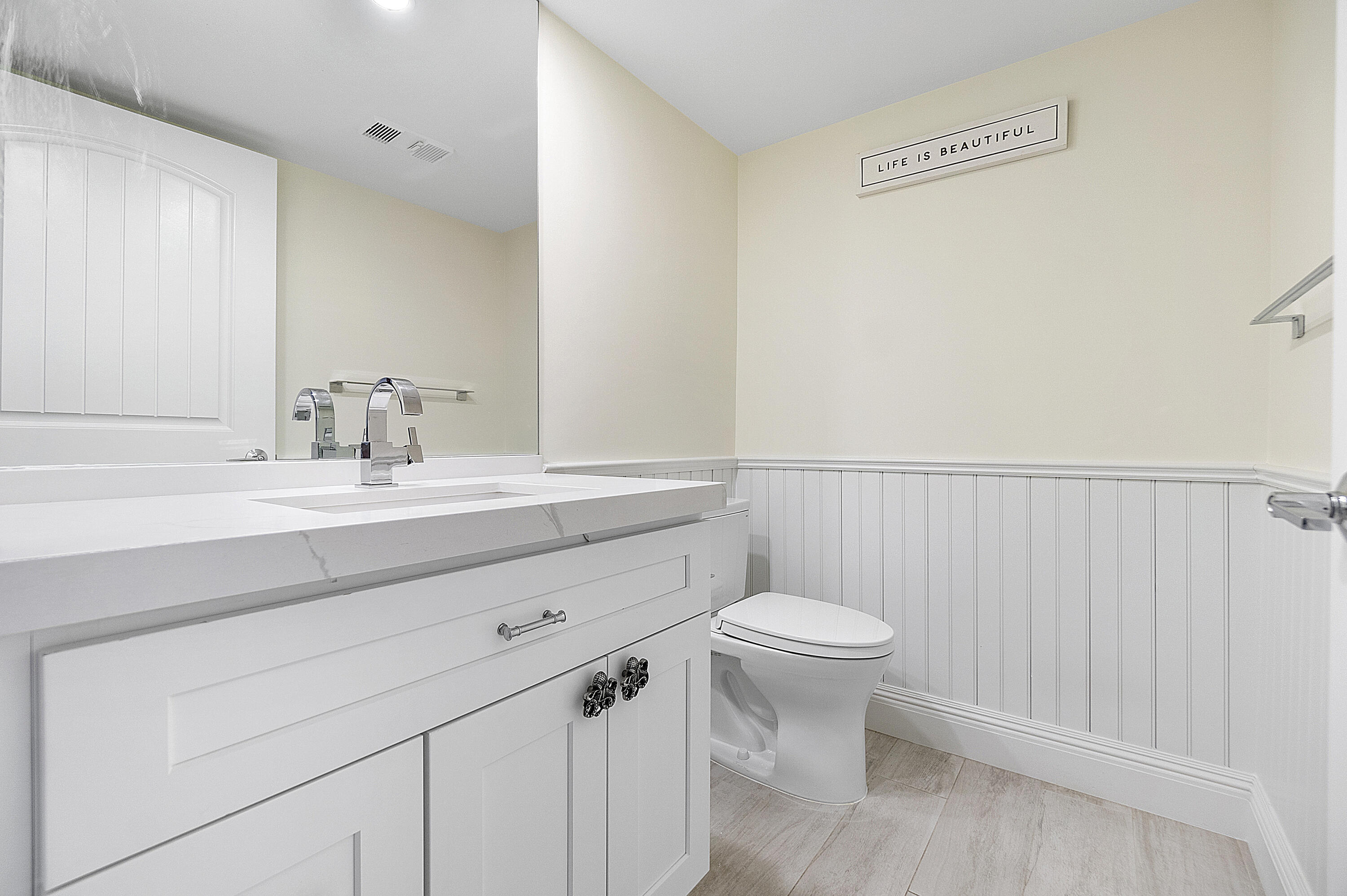 YACHT CLUB ON THE INTRACOASTAL CONDO - Residential