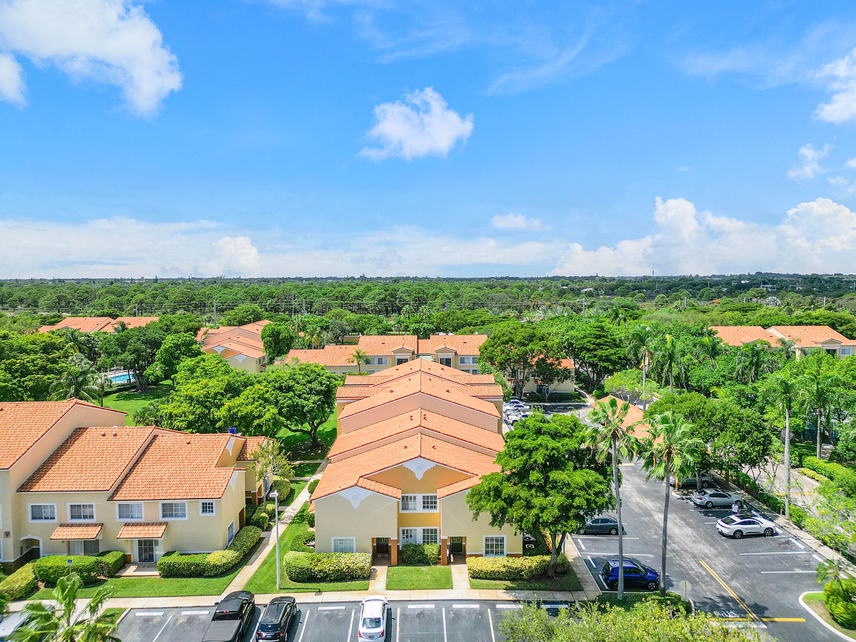YACHT CLUB ON THE INTRACOASTAL CONDO - Residential