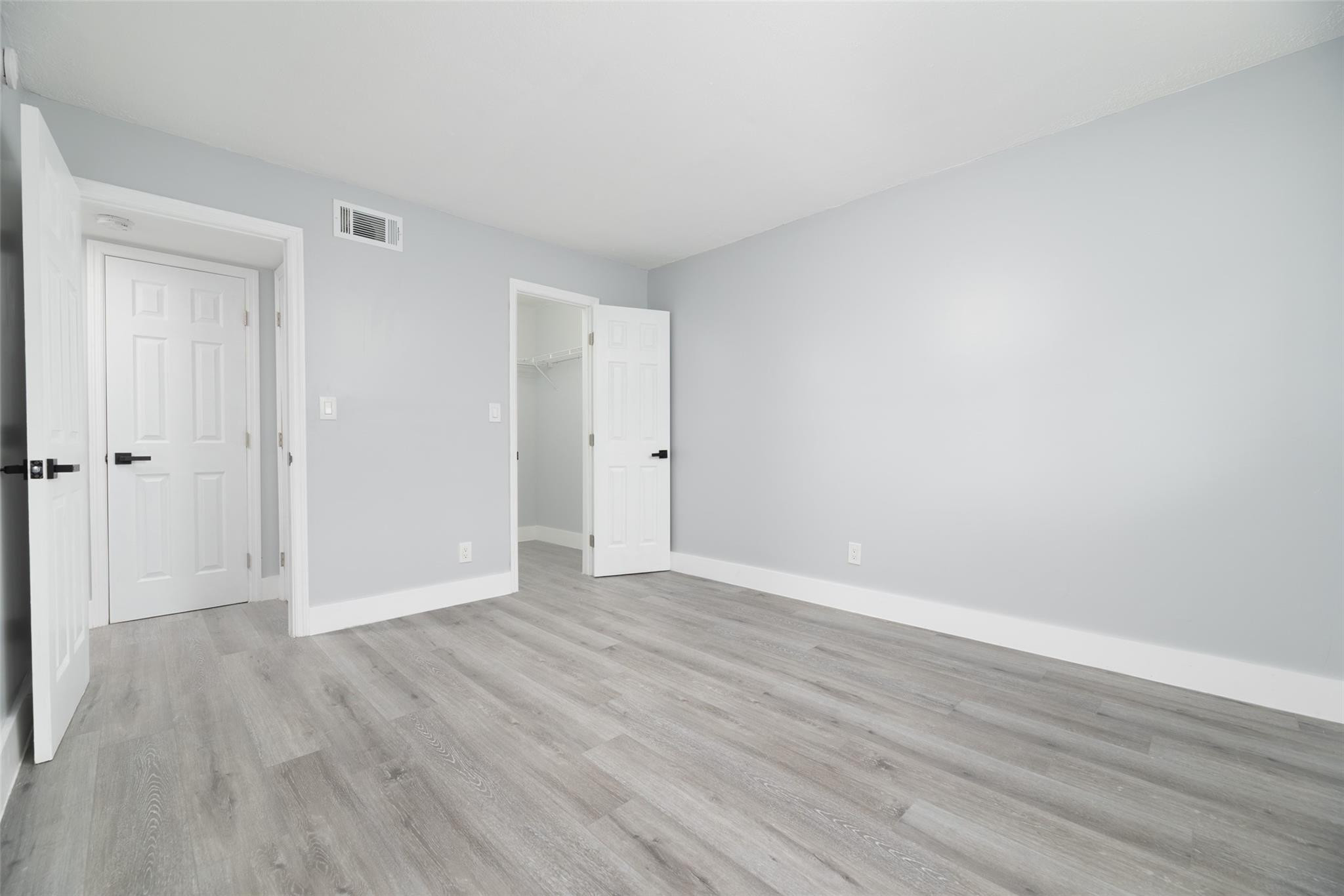 Florida Apts Inc - Residential Lease