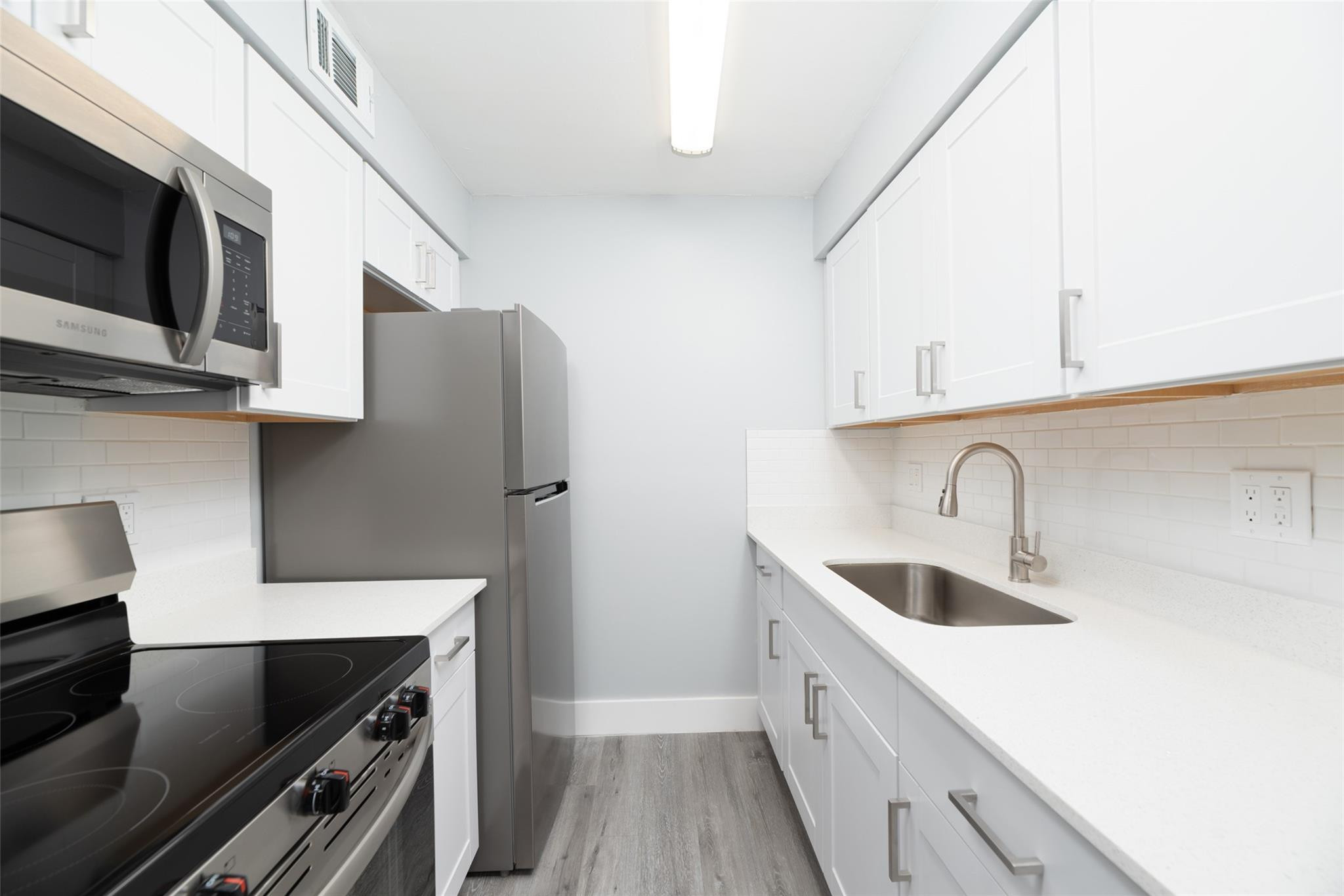 Florida Apts Inc - Residential Lease