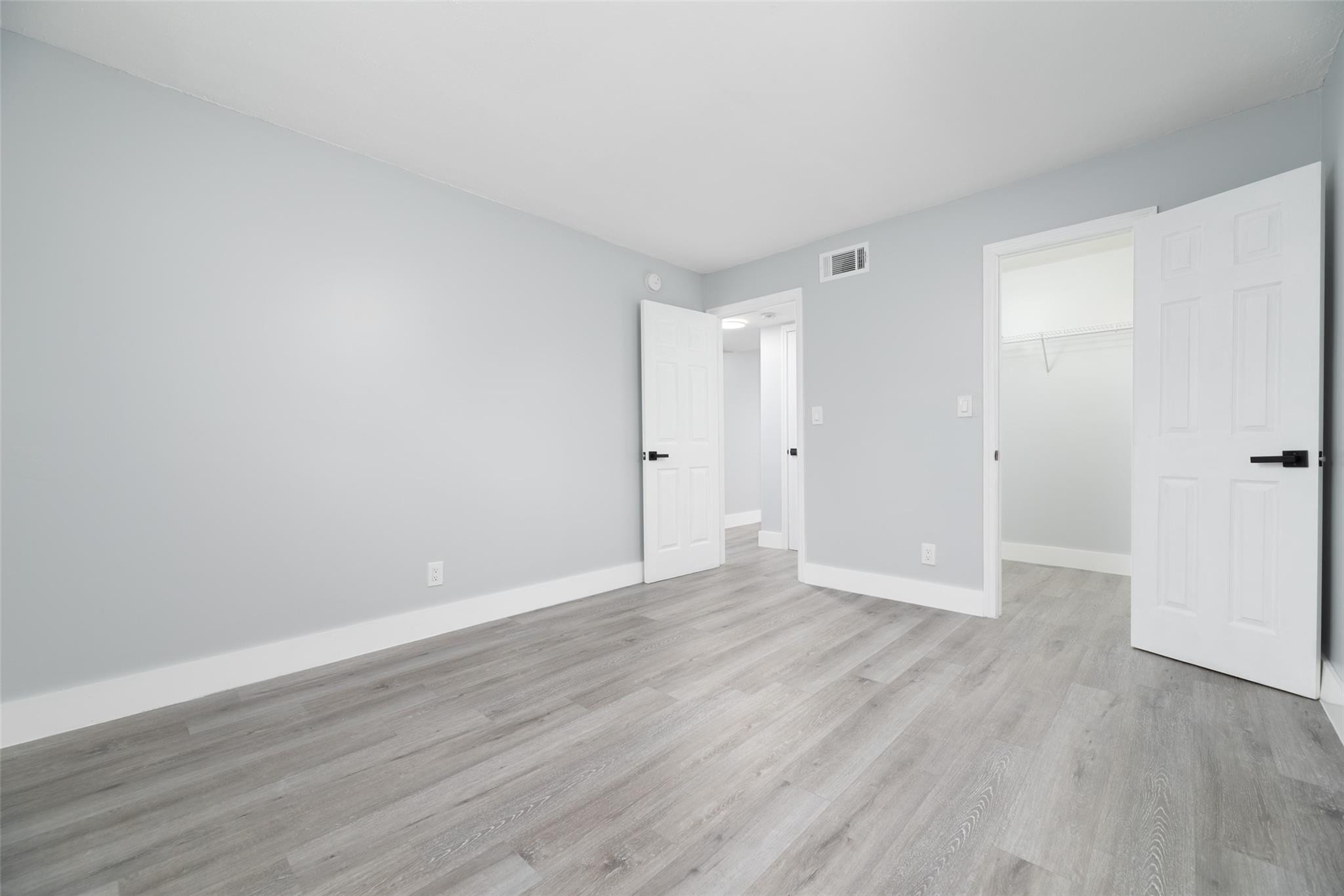 Florida Apts Inc - Residential Lease