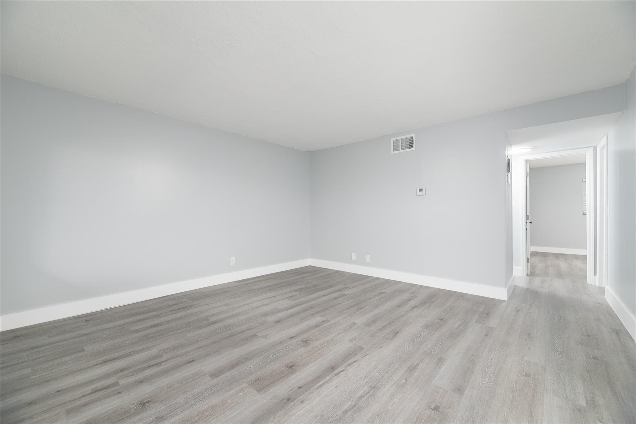 Florida Apts Inc - Residential Lease