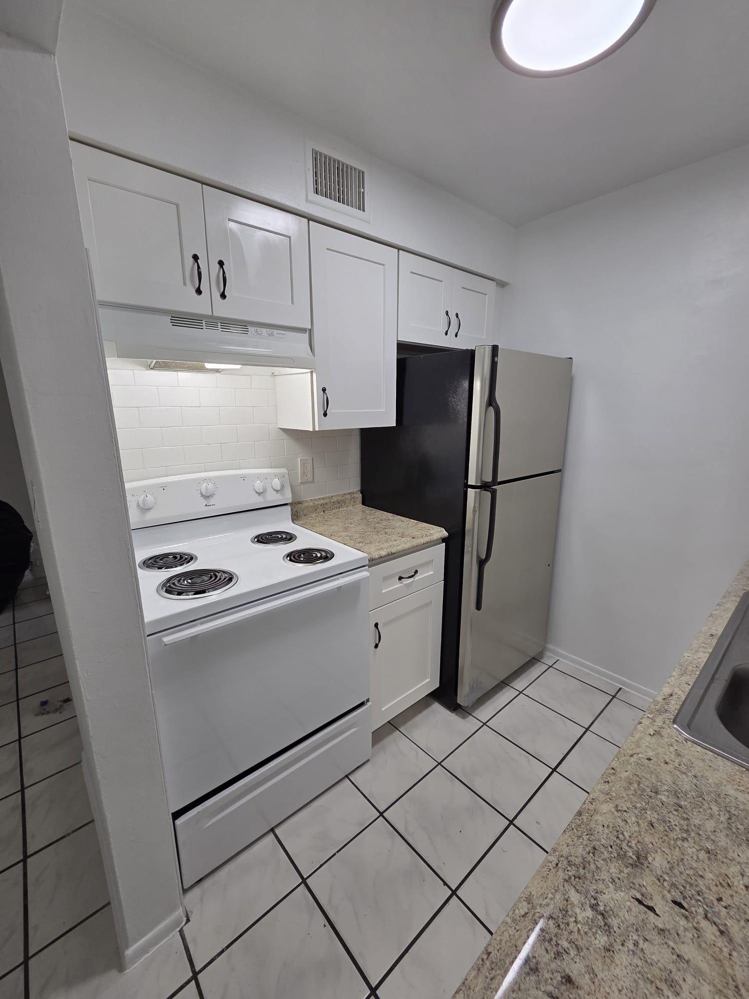 Florida Apts Inc - Residential Lease