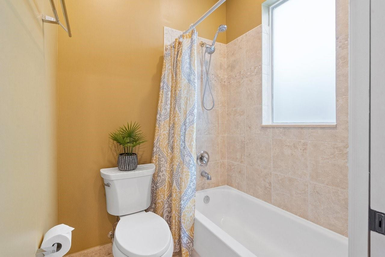 MEADOWBROOK - Residential