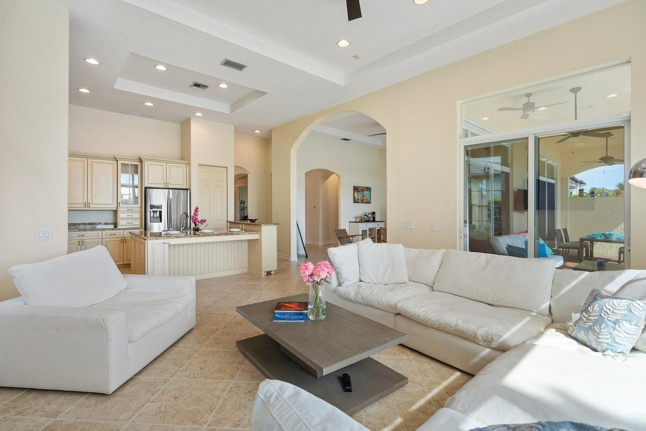 MEADOWBROOK - Residential