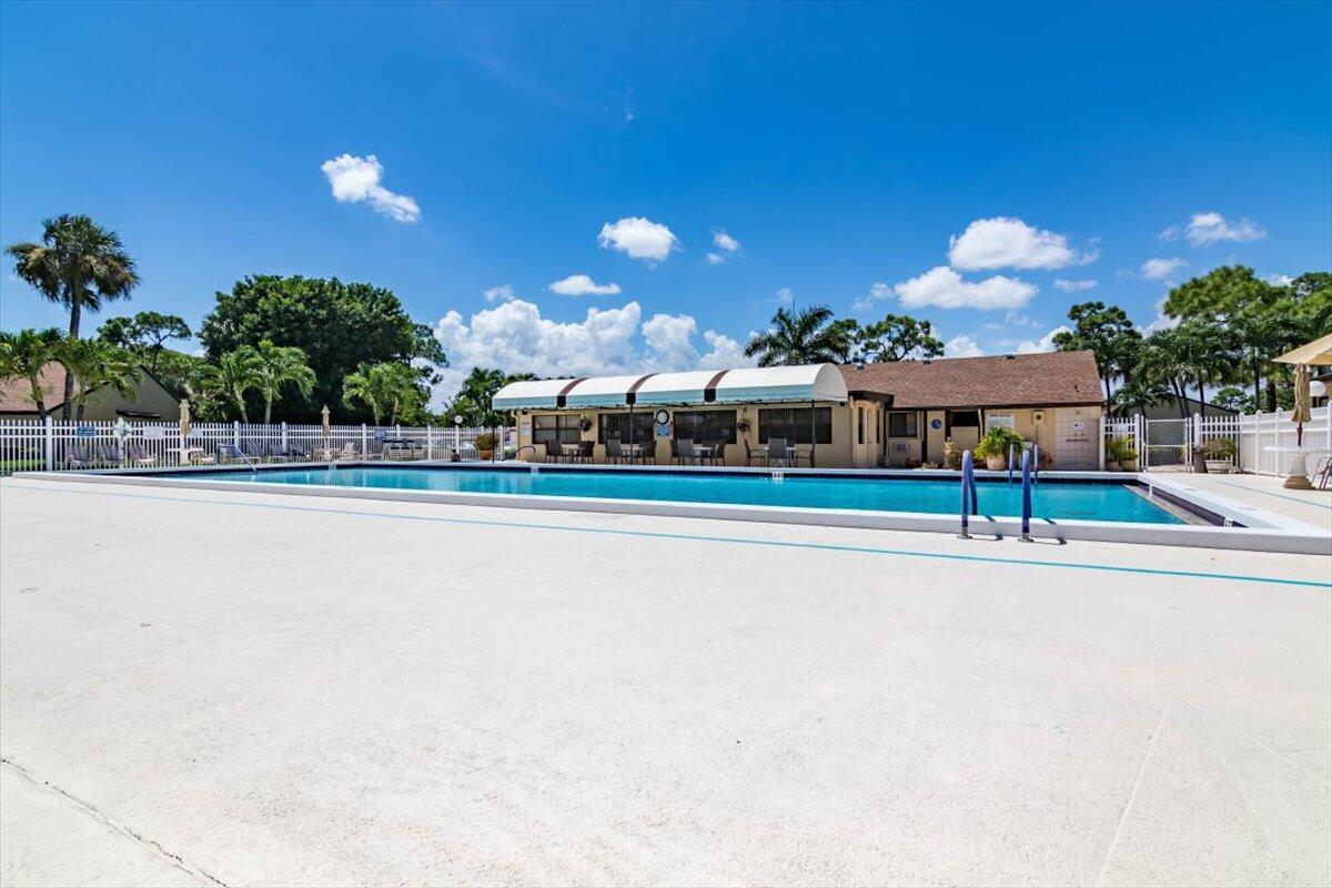 PINE RIDGE NORTH VILLAGE - Residential