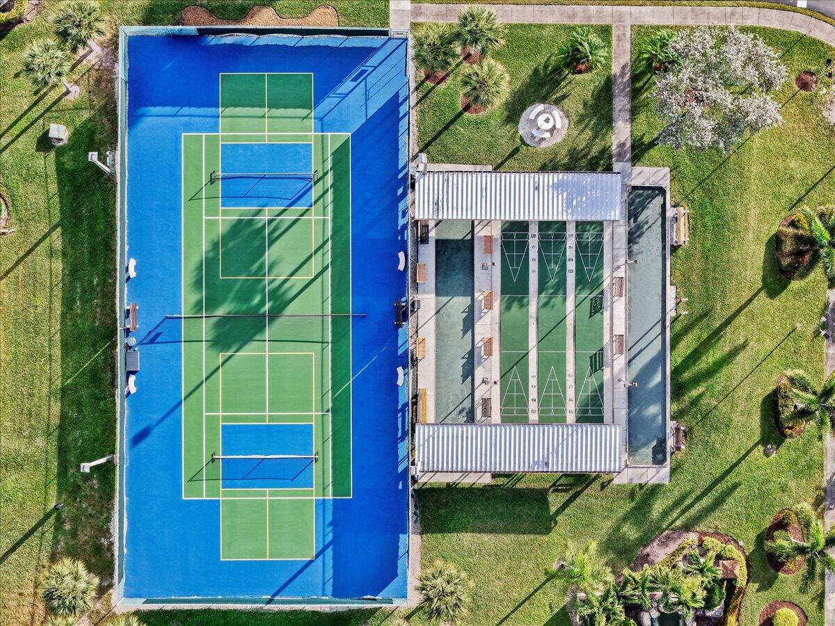 PINE RIDGE NORTH VILLAGE - Residential