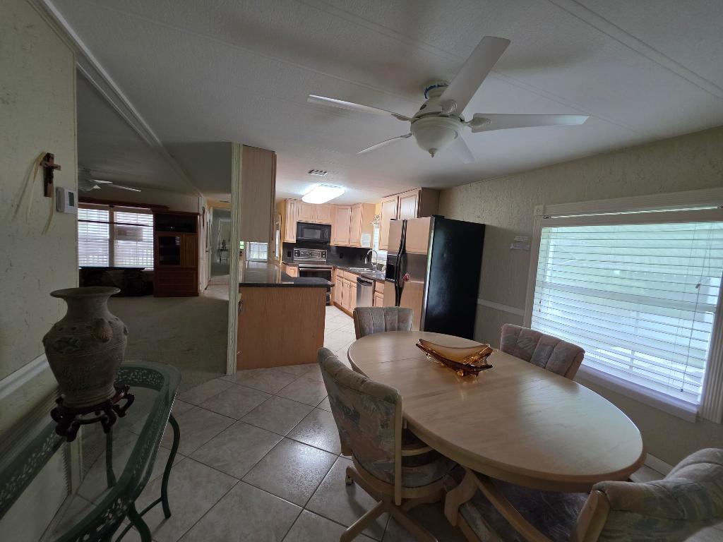 Spanish Lakes Riverfront - Residential