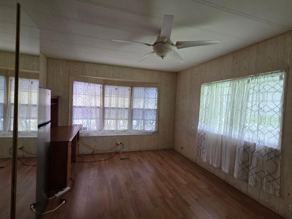 Spanish Lakes Riverfront - Residential