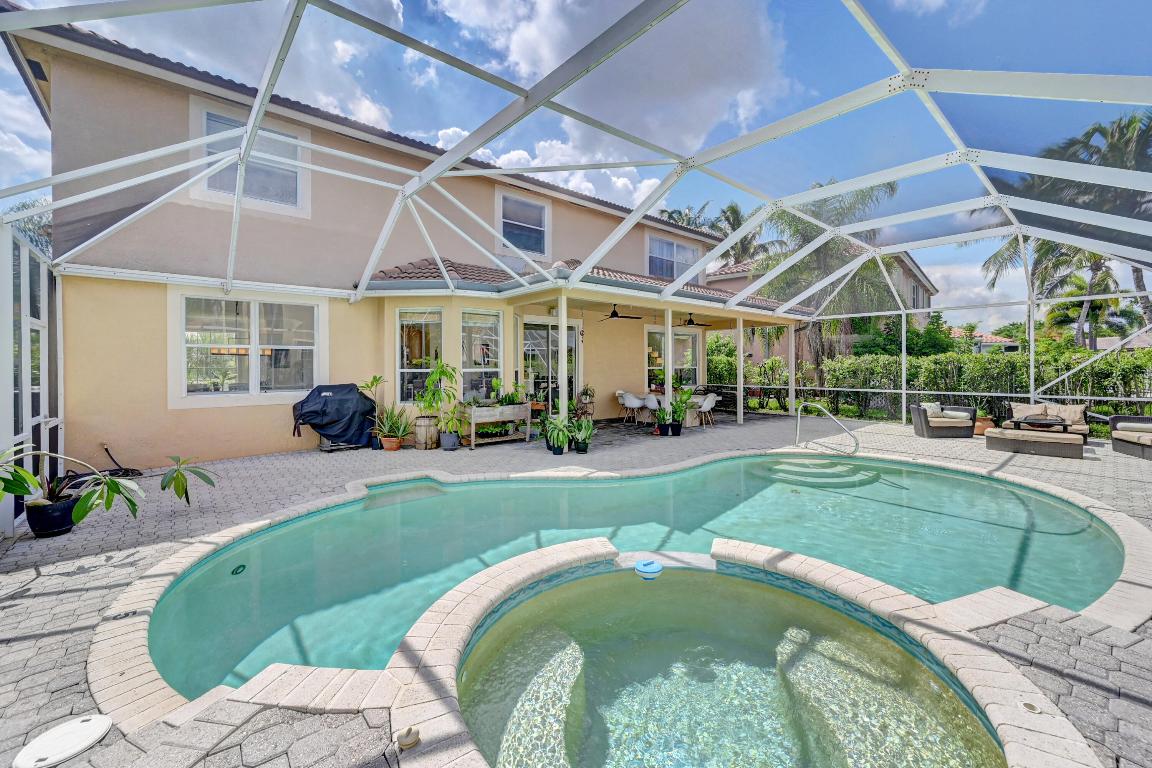 BOCA WINDS - Residential