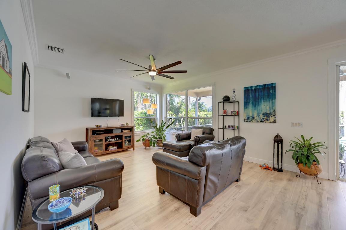 BOCA WINDS - Residential