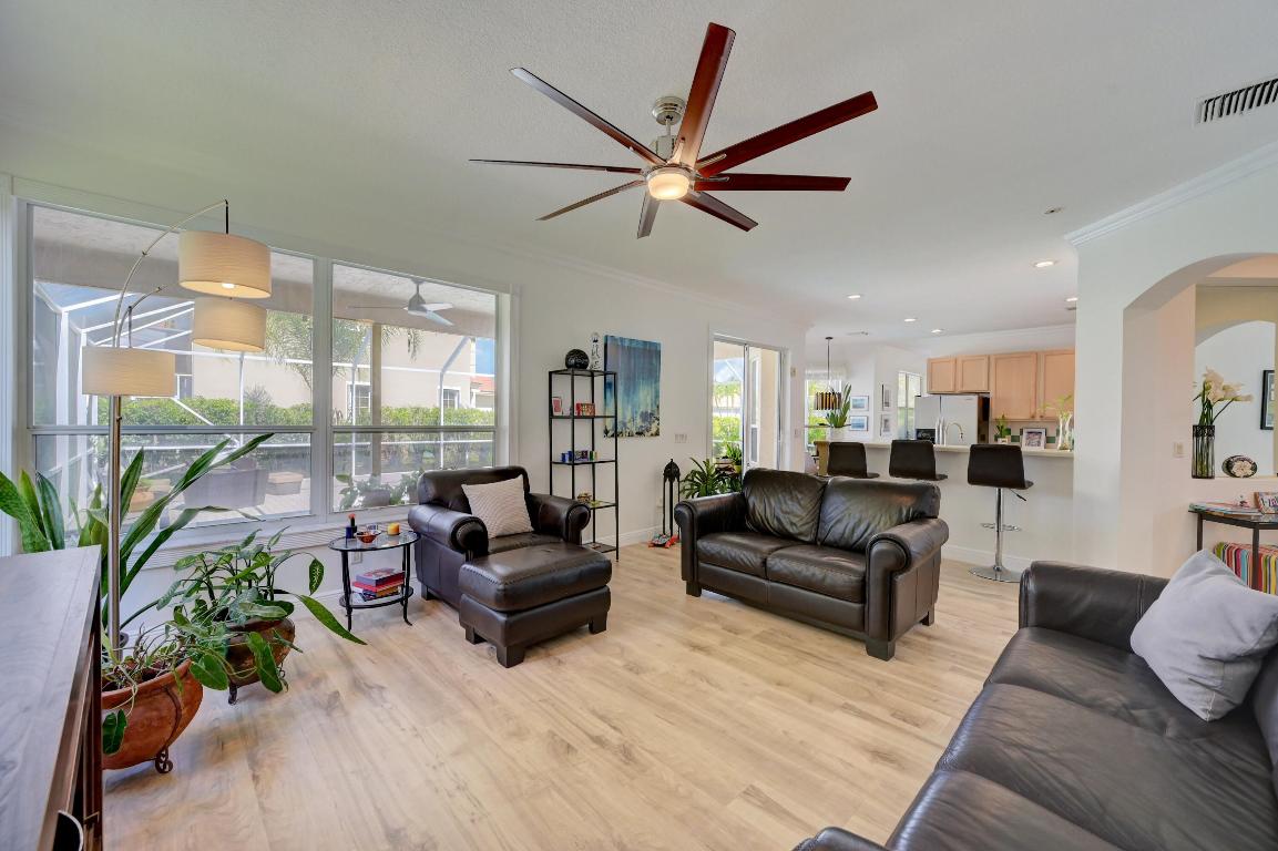 BOCA WINDS - Residential