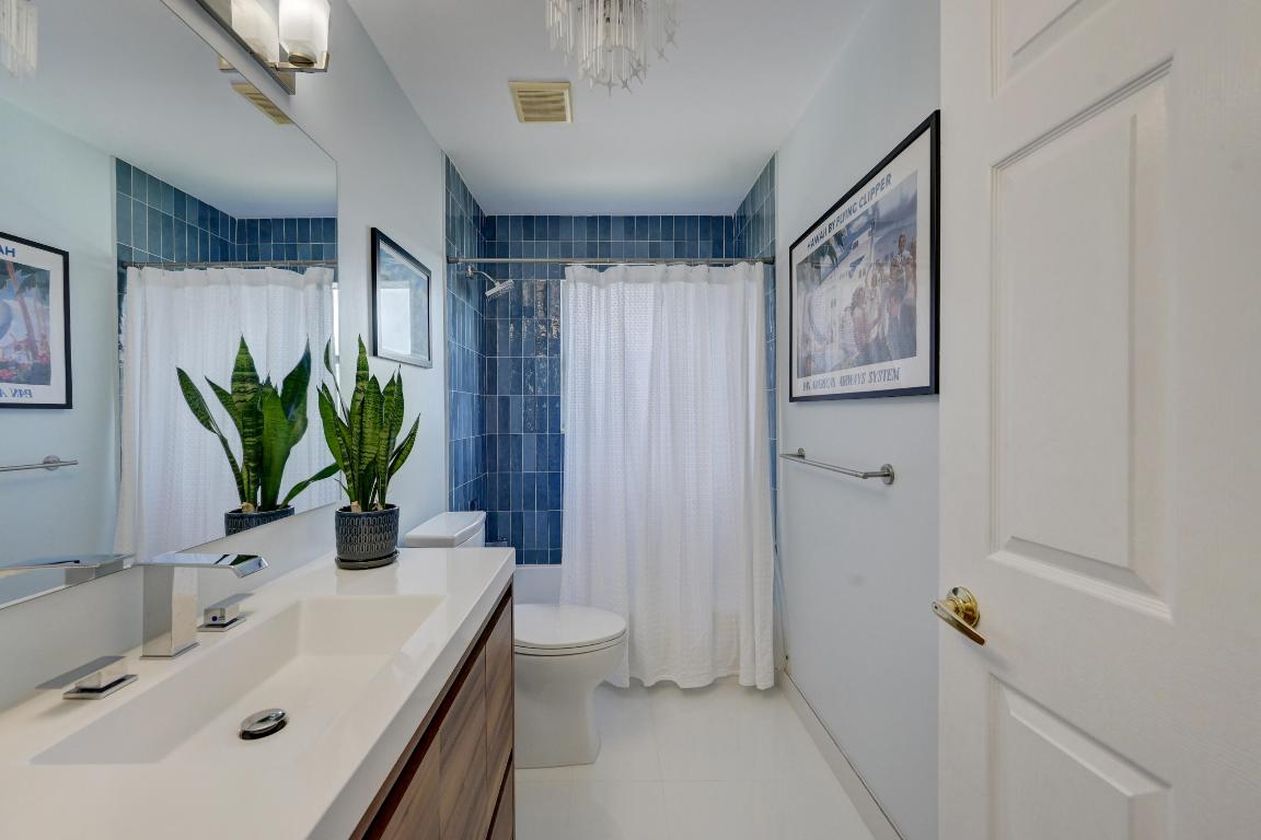 BOCA WINDS - Residential