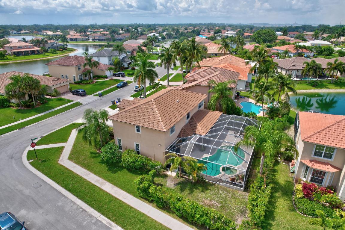 BOCA WINDS - Residential