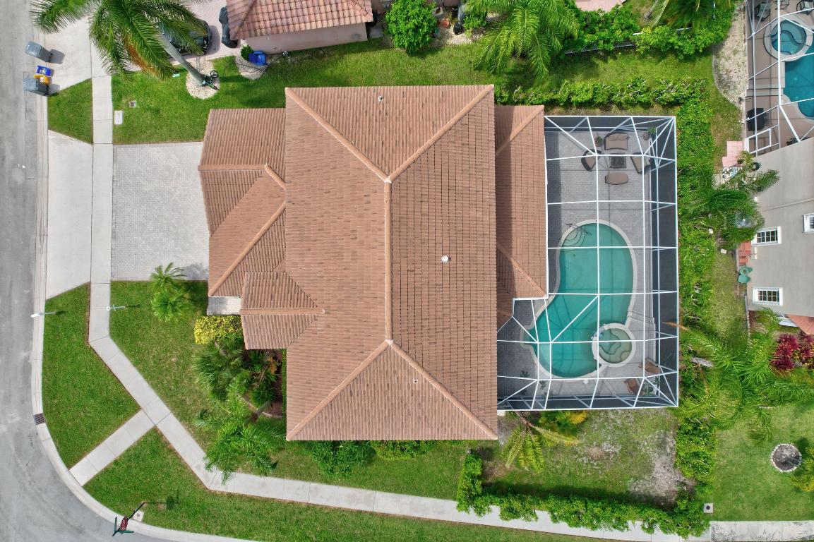 BOCA WINDS - Residential