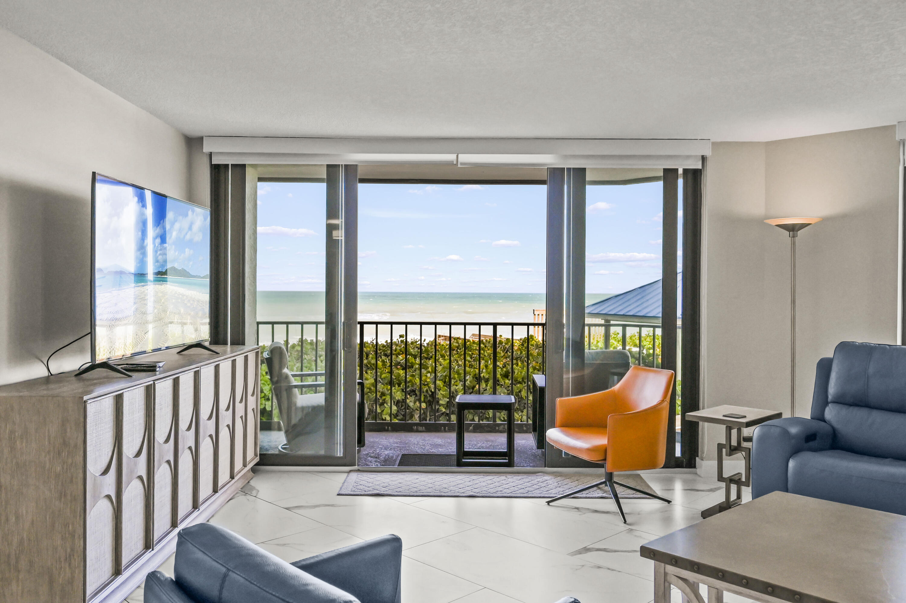 PRINCESS OF HUTCHINSON ISLAND - Residential Lease