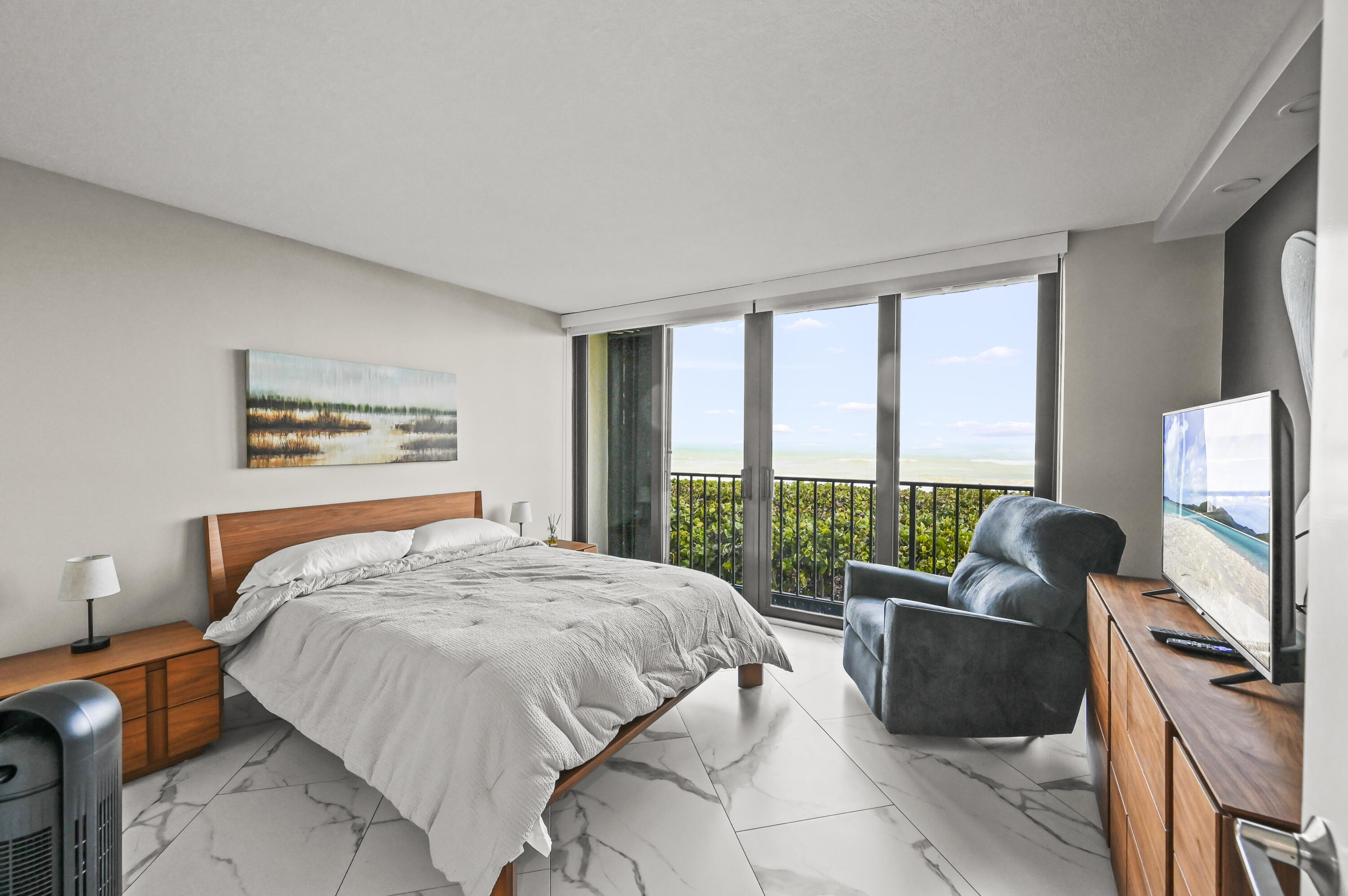 PRINCESS OF HUTCHINSON ISLAND - Residential Lease