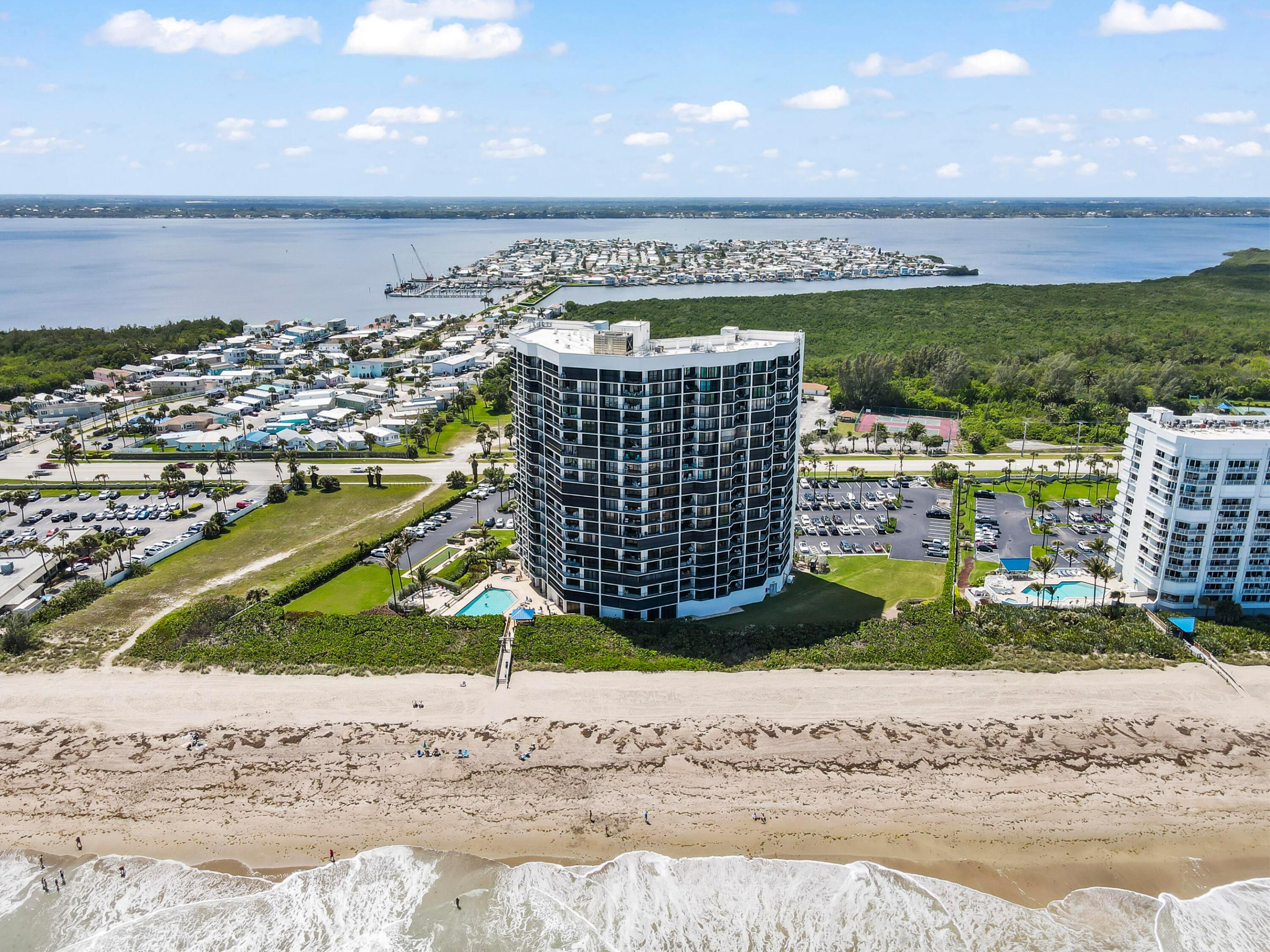 PRINCESS OF HUTCHINSON ISLAND - Residential Lease