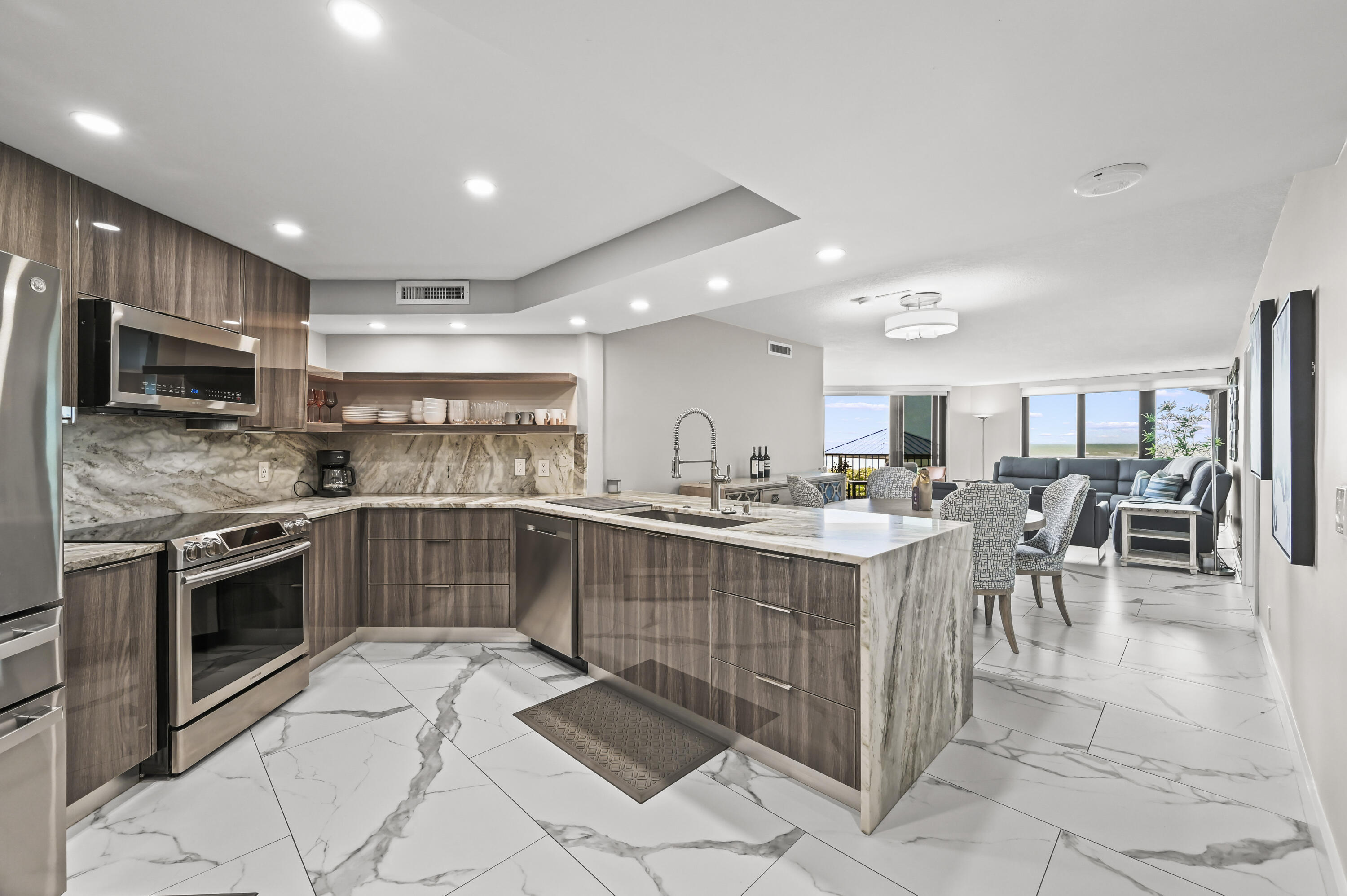PRINCESS OF HUTCHINSON ISLAND - Residential Lease