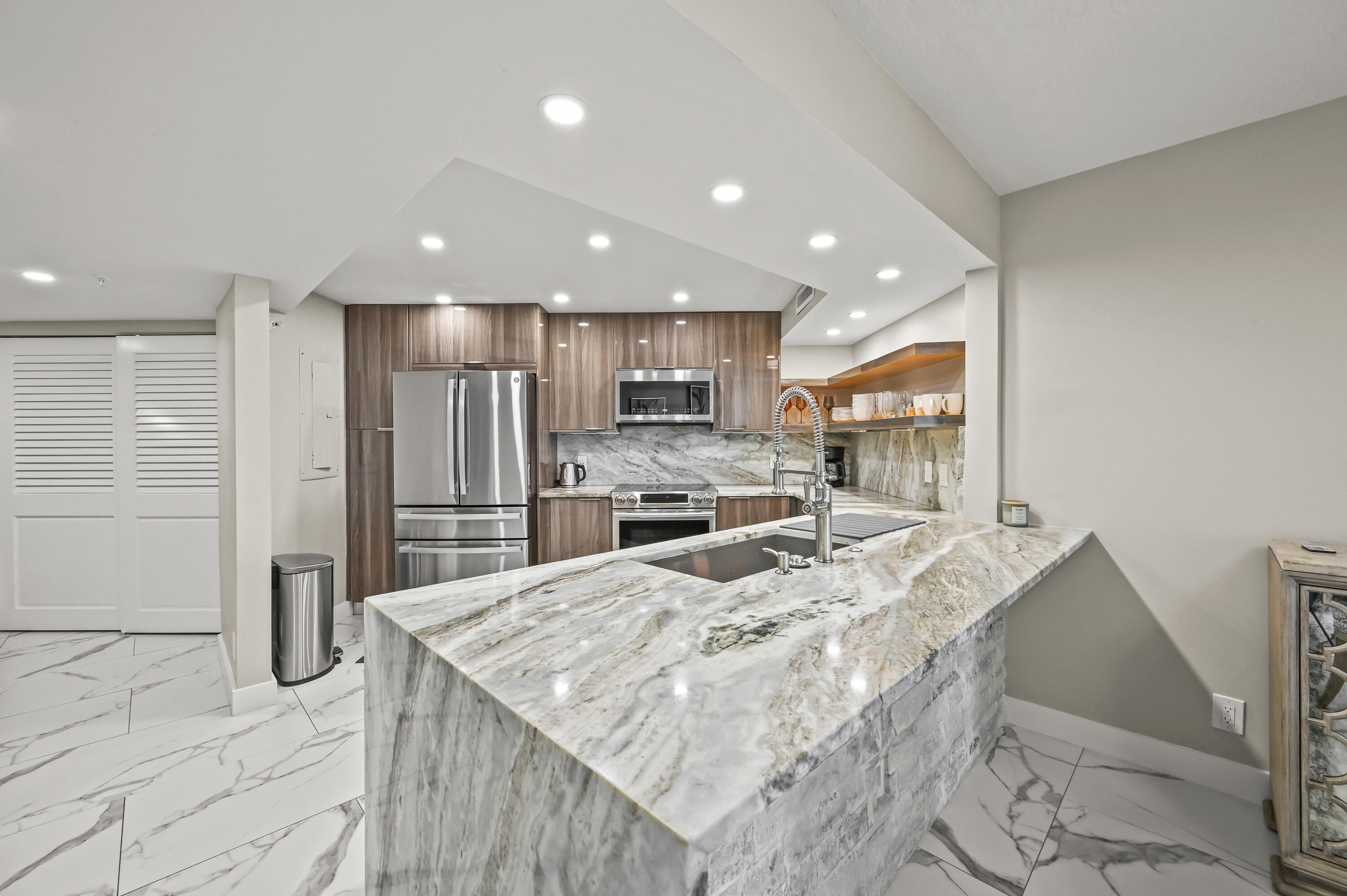 PRINCESS OF HUTCHINSON ISLAND - Residential Lease